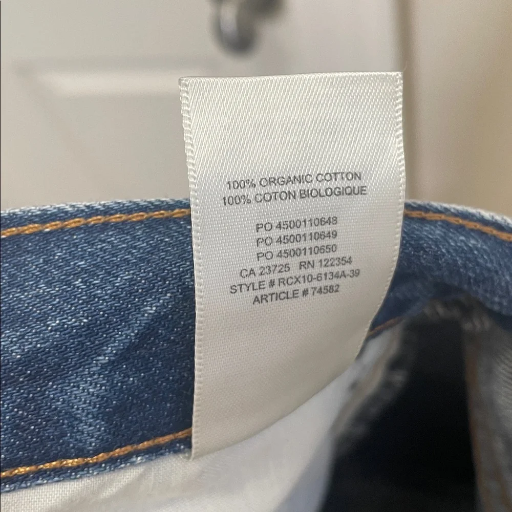 Aritzia - The Nina Stovepipe Highrise Tapered Organic Denim Jeans Blue 30 x 31 - Picture 14 of 14